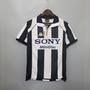 Camisa Juventus Titular 97/98 - Versão Retro - KARIOCA MULTIMARCAS