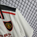 Camisa Manchester United Reserva 97/99 - Versão Retro - KARIOCA MULTIMARCAS