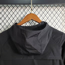 Jaqueta Corta Vento Flamengo Black 2023/24 - KARIOCA MULTIMARCAS