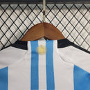 Kit Infantil Argentina Titular 22/23 - KARIOCA MULTIMARCAS