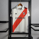 Camisa River Plate Titular 22/23 - Versão Torcedor - KARIOCA MULTIMARCAS